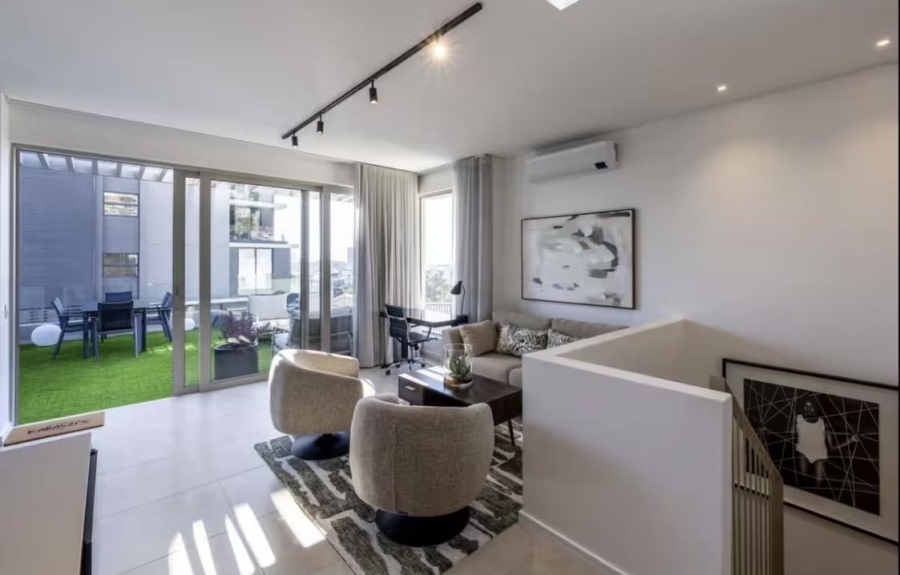To Let 3 Bedroom Property for Rent in Green Point Western Cape